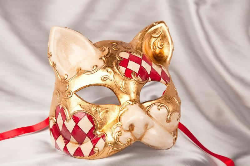 red cat mask with Diamond Pattern