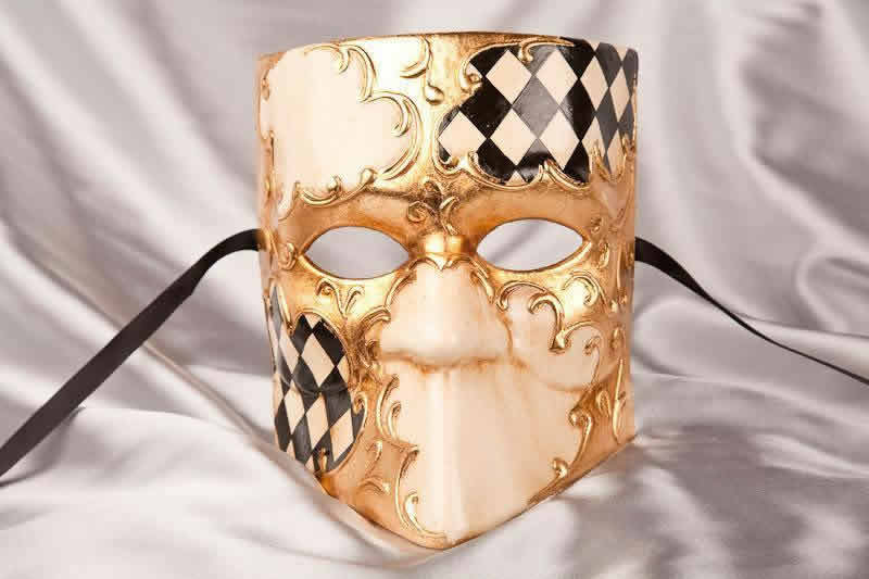 masquerade ball mask Bauta Scacchi black