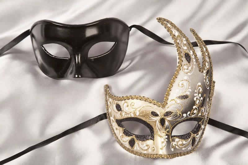 Couples masquerade masks black gold