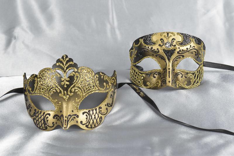 Matching Venetian masks in black and gold - Tomboy Giglio