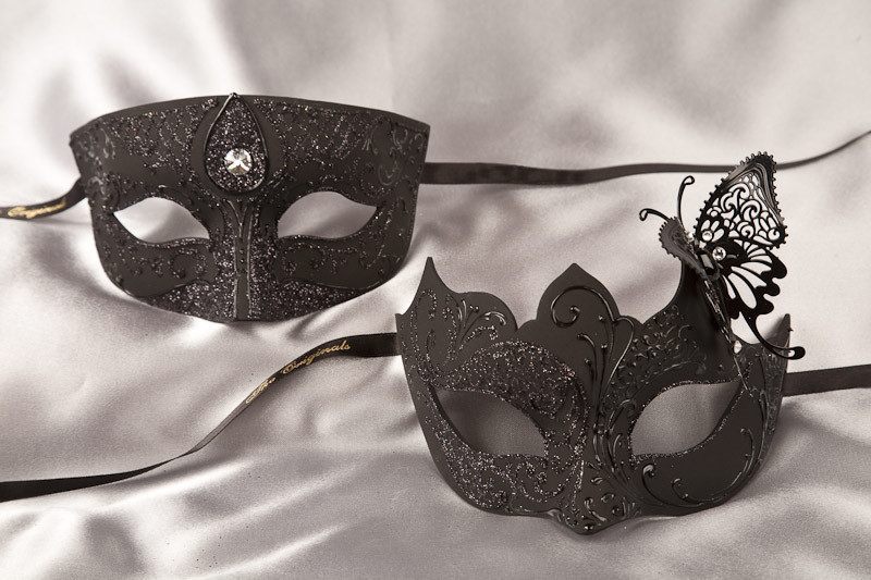 Pair of black masquerade masks with butterfly | Tomboy Teresa