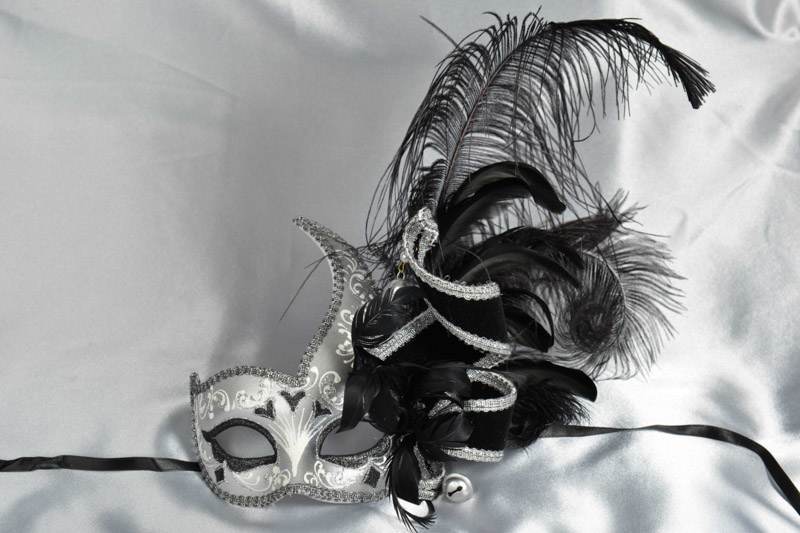 Cigno Armony silver masquerade Ball mask in Black