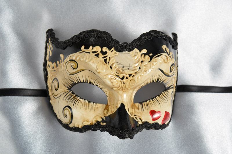 Masquerade Joker Mask with hearts in Black