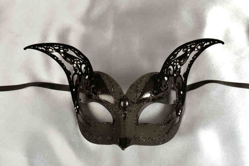 Luxury black cat mask