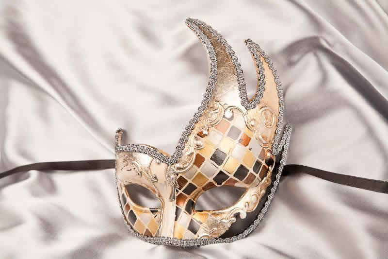 Cigno Mosaic Swan masquerade mask in silver