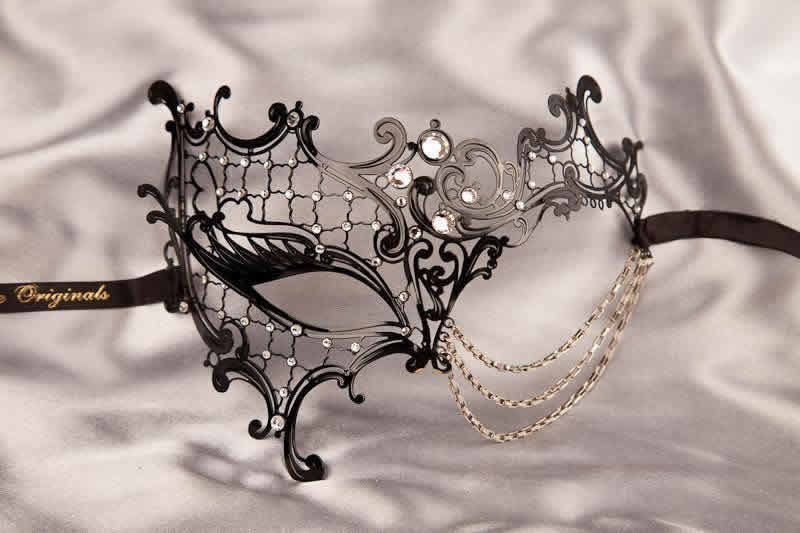 black luxury lace masquerade mask