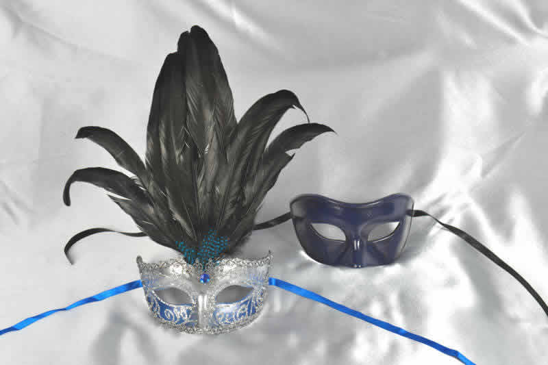 blue couples masks