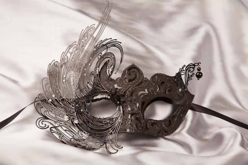 Luxury Venetian mask with metal detail