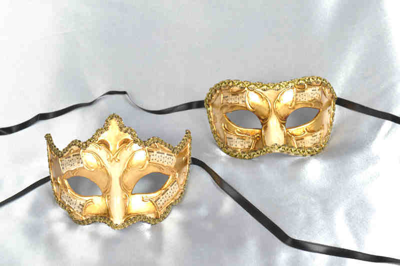 2 gold leaf masks with musical notes - Larga Giglio Melody