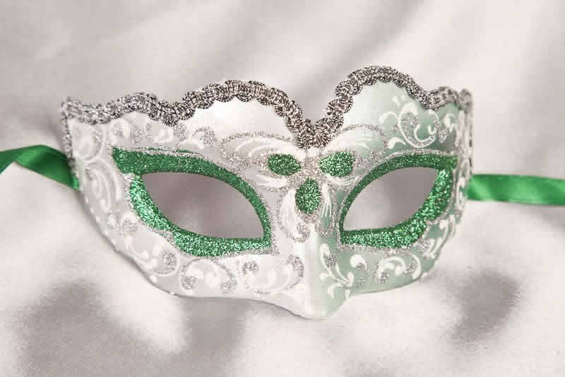 Small masquerade mask Baby Silver in Green
