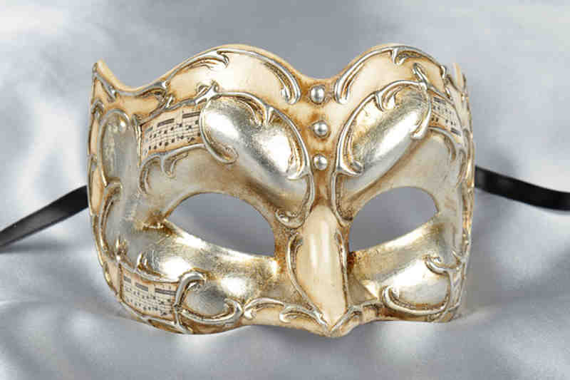 Joker Melody - Half Face Joker Masquerade Masks with Musical Notes in cream and silver