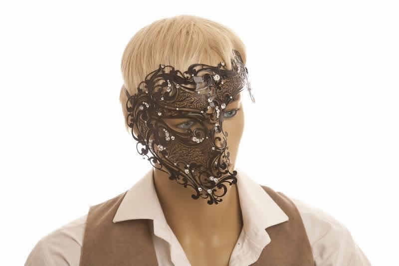 full face Phantom style Venetian mask worn by a man