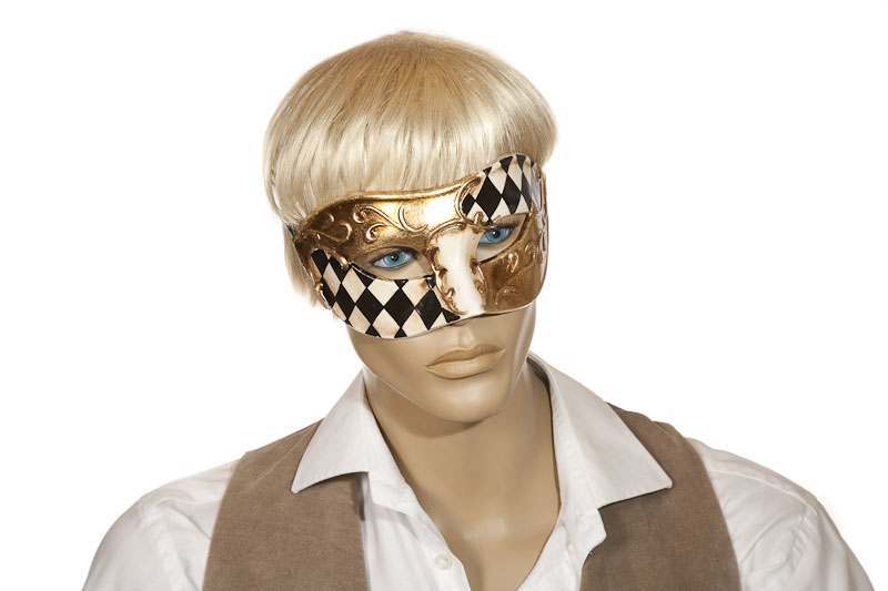 masquerade ball mask Larga Scacchi on mans face