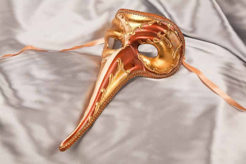 Rust Scaramouche Double - Venetian Character Long Nose Mask