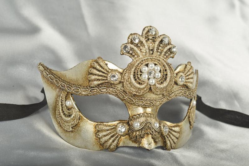 Luxury Venetian ball mask for women in silver