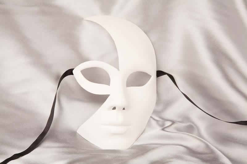 blank masquerade Mask to decorate - Luna