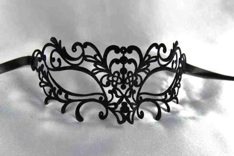 Black velvet lace masquerade mask