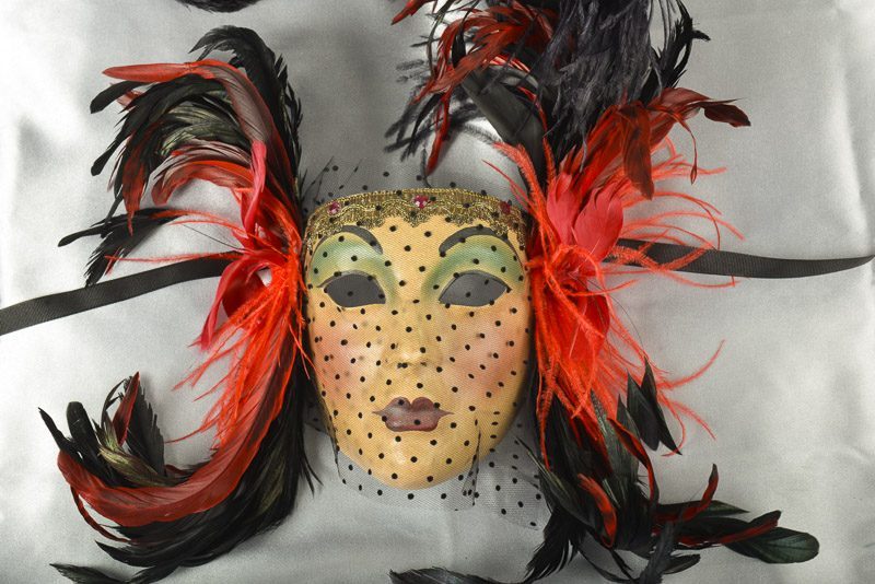Volto Bella - Red and Black Elaborate Venetian Wall Mask - Image 2