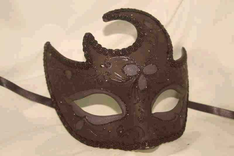 Moon shaped masquerade mask Mezza Fiore in black