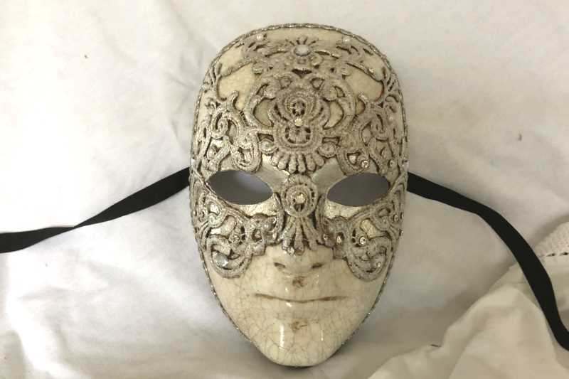 Silver Eyes wide shut mask for men