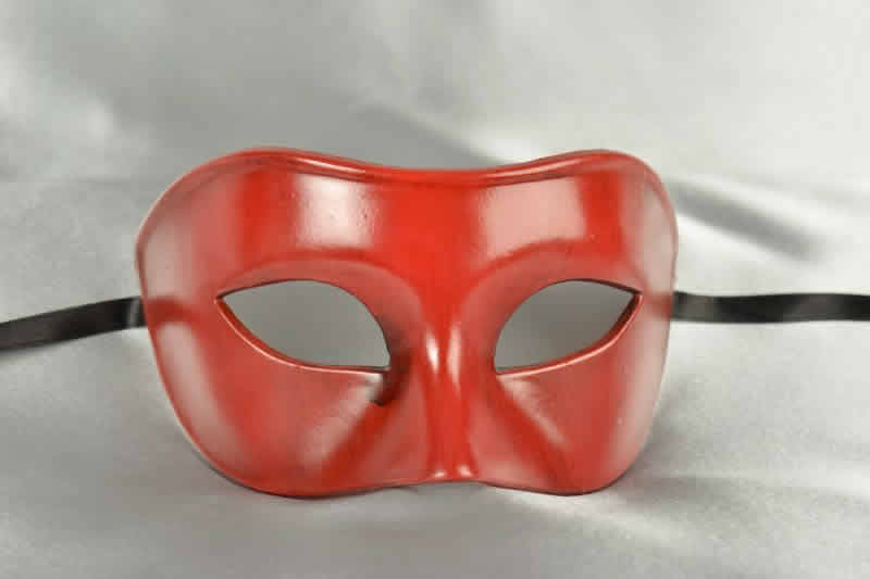 Colombina masquerade mask in red