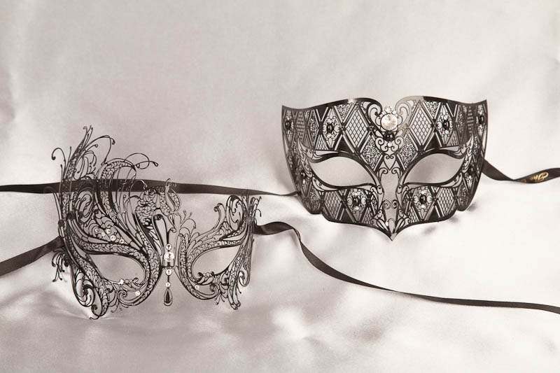 black pair of filigree Venetian masks with crystals - Tomboy Leda