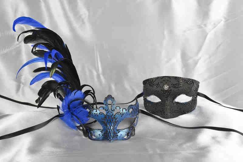 Black and blue matching Venetian masks with feathers - Tomboy Vanity