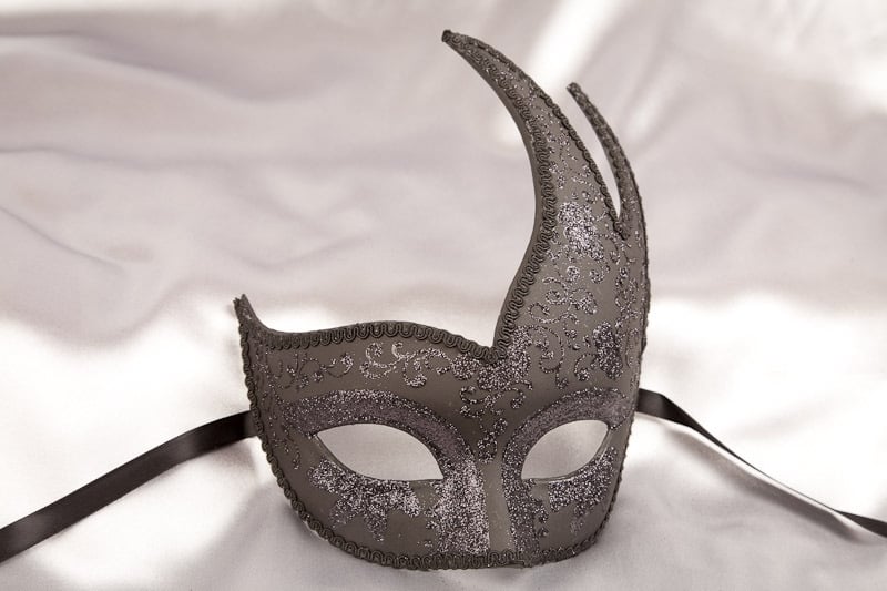 Swan shaped masquerade mask - Cigno Gloss in gloss black