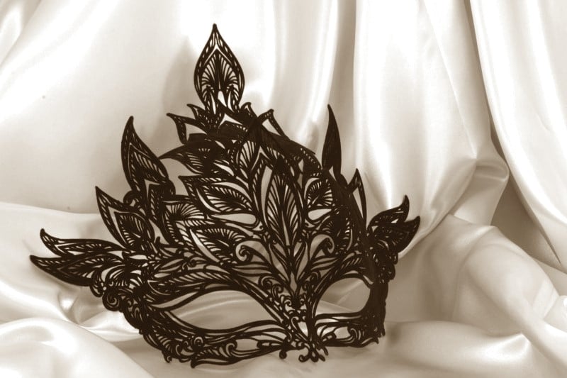 Black filigree metal Venetian masks | Colomba