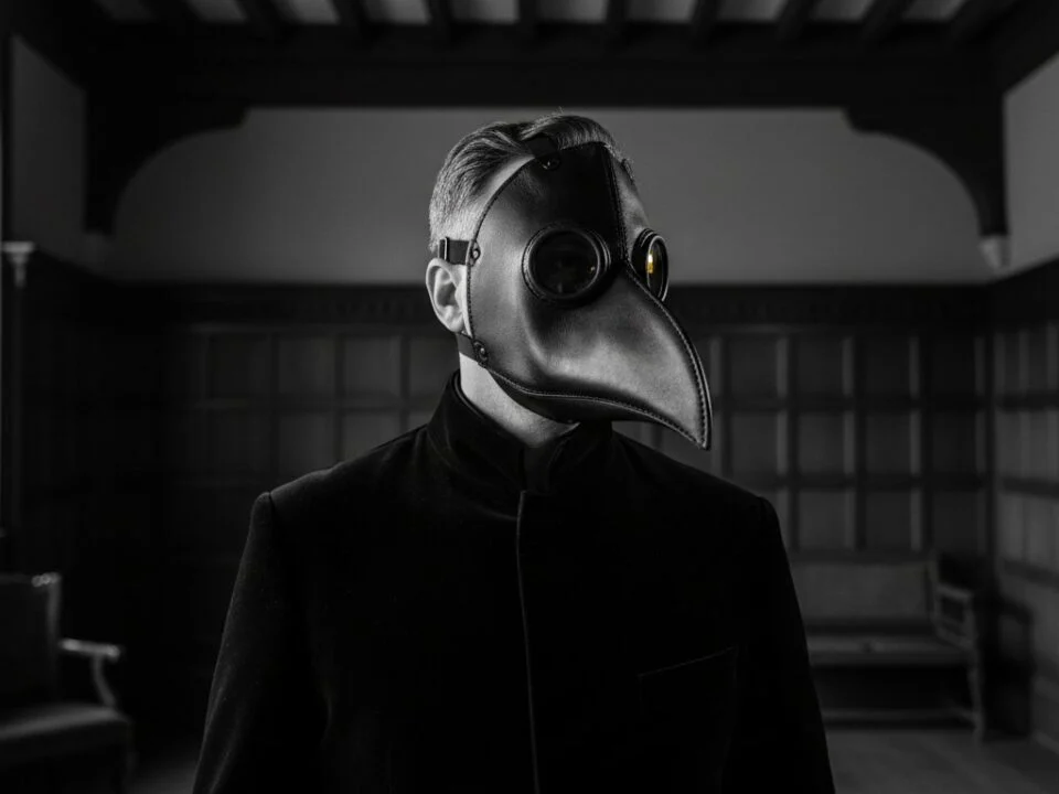 The Plague Doctor Mask: A Complete Guide to History, Symbolism, and Style
